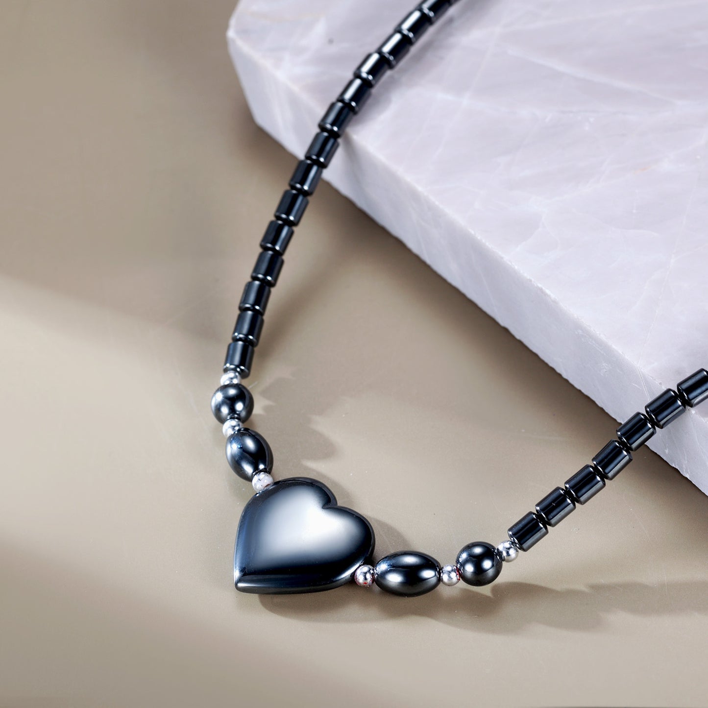 Rainso Effective Magnetic Hematite Necklace for Weight Loss