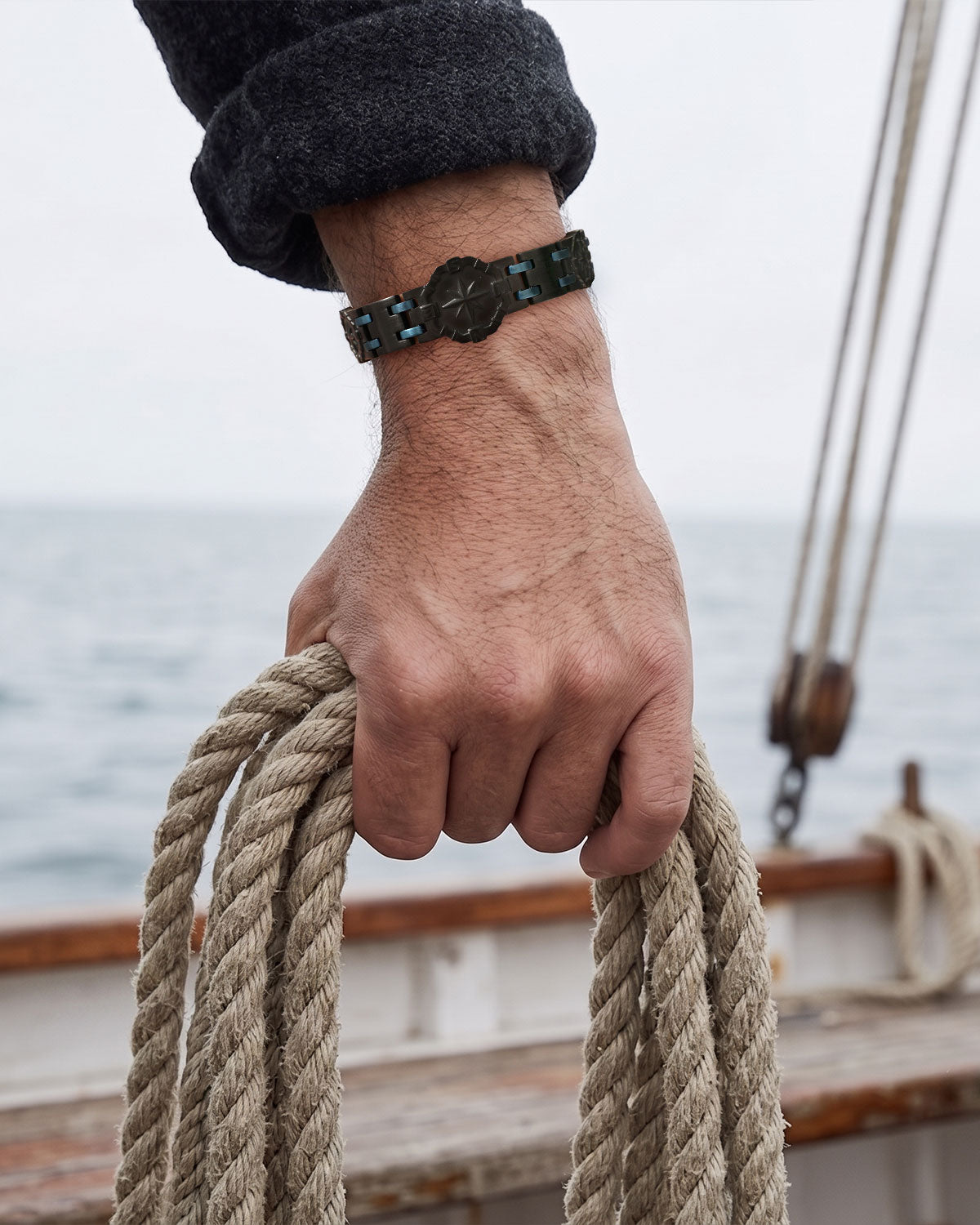 RainSo Men's Strength 3800 Gauss Magnetic Bracelet-Nautical Design (Black Blue)